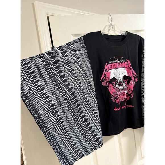 Metallica band shirt with dolman sleeves - WhimsyGoth, Grunge - Women's One Size - Picture 3 of 5